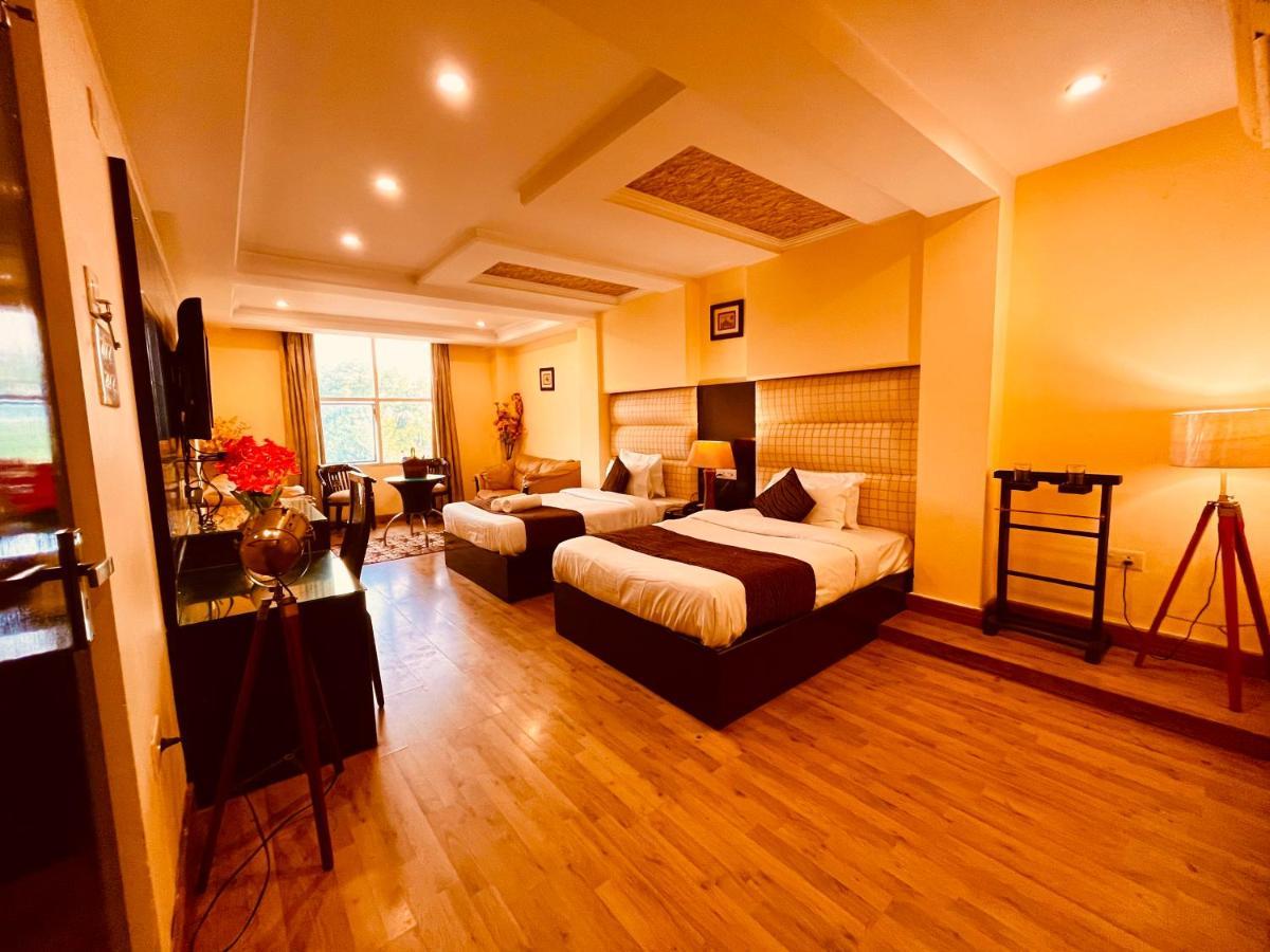 Hotel Reo Twist, Haridvár Kültér fotó